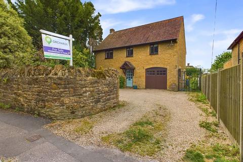 The Hamlet Langlands, Stoke-sub-hamdon, TA14 6QA