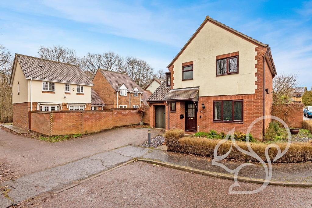 Hurrell Down, Highwoods, 4 bed detached house for sale £425,000