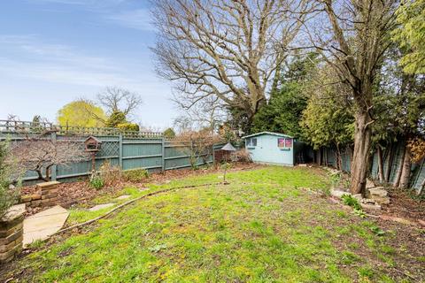 99 Thorndon Gardens, Epsom, KT19 0QD