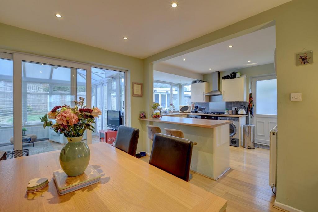 Appleby Drive, Barrowford, Nelson 3 bed detached house for sale £340,000
