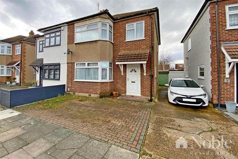 3 bedroom semi-detached house for sale - Franmil Road, Hornchurch