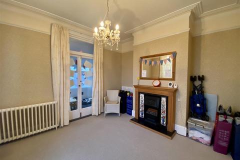 47 Albert Road, Ashford, TN24 8NU