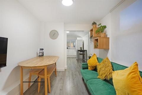 128 Balmoral Road, Gillingham, ME7 4QR