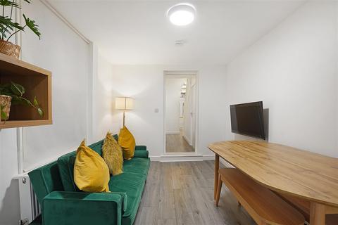 128 Balmoral Road, Gillingham, ME7 4QR