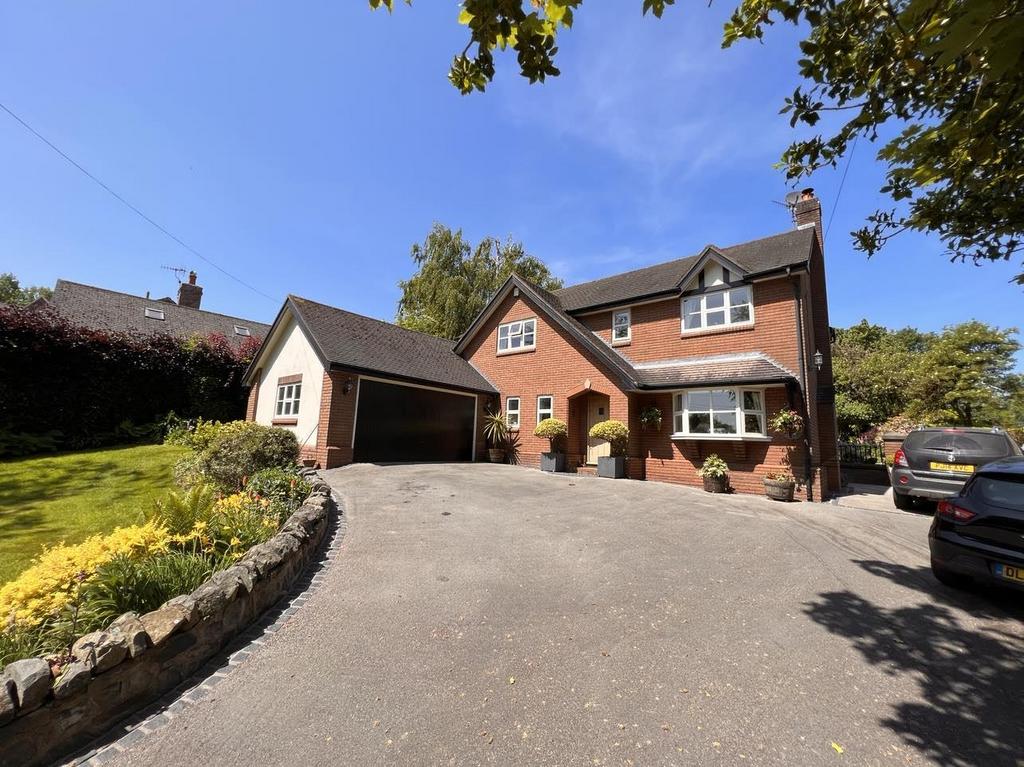 Clay Lake, Endon, StokeOnTrent 4 bed detached house for sale £650,000