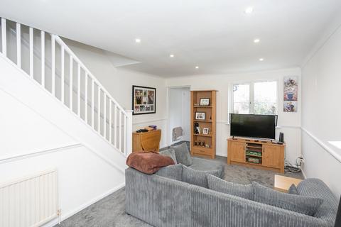 2 bedroom terraced house for sale - Allandale, Hemel Hempstead, Hertfordshire, HP2