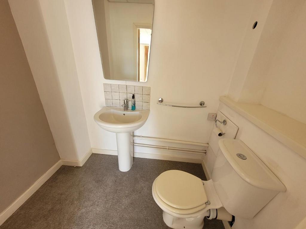 Cloakroom to Home office-Gym.jpg