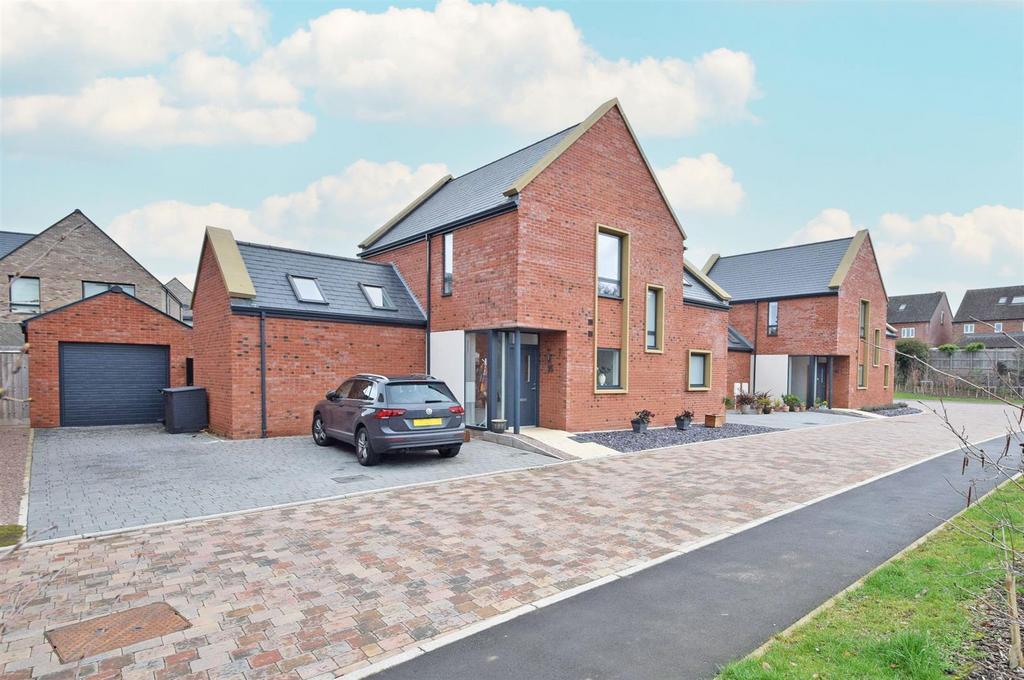 Dalgleish Crescent, Radbrook Village... 4 bed detached house £575,000