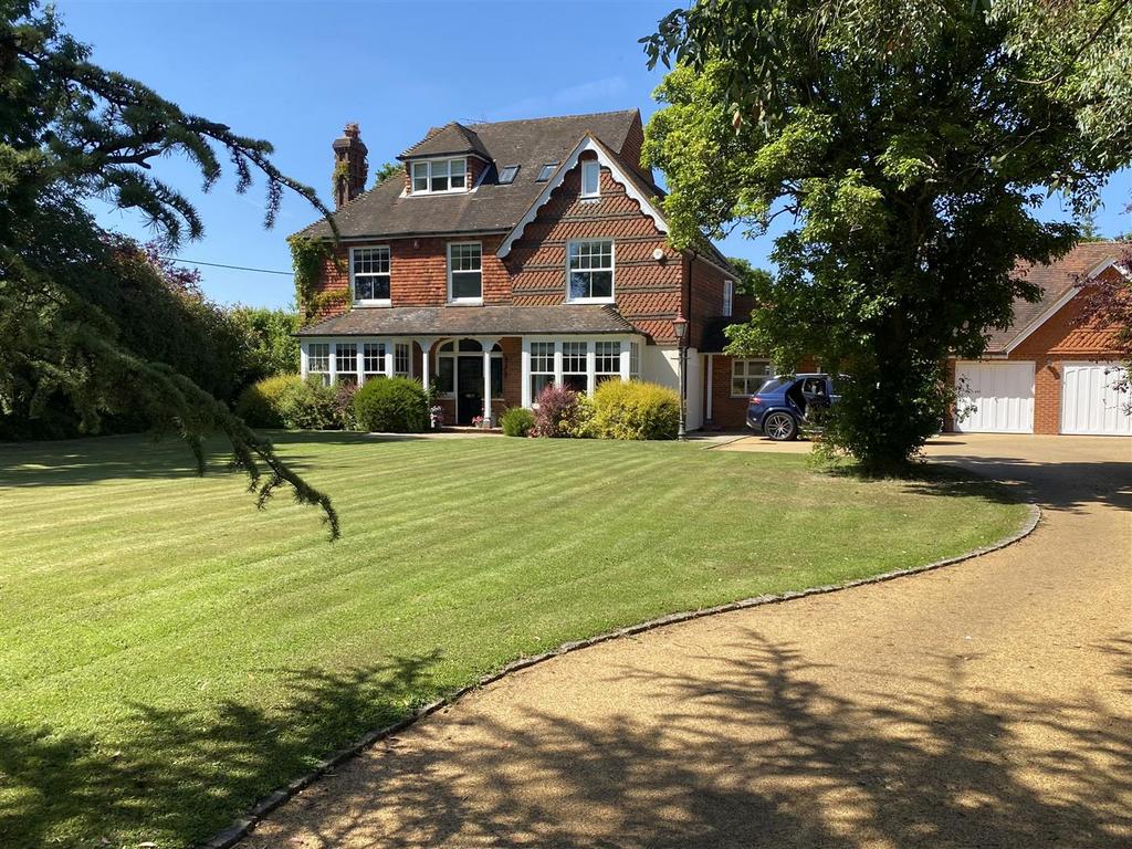 Knowle Lane, Cranleigh 5 bed detached house £2,500,000