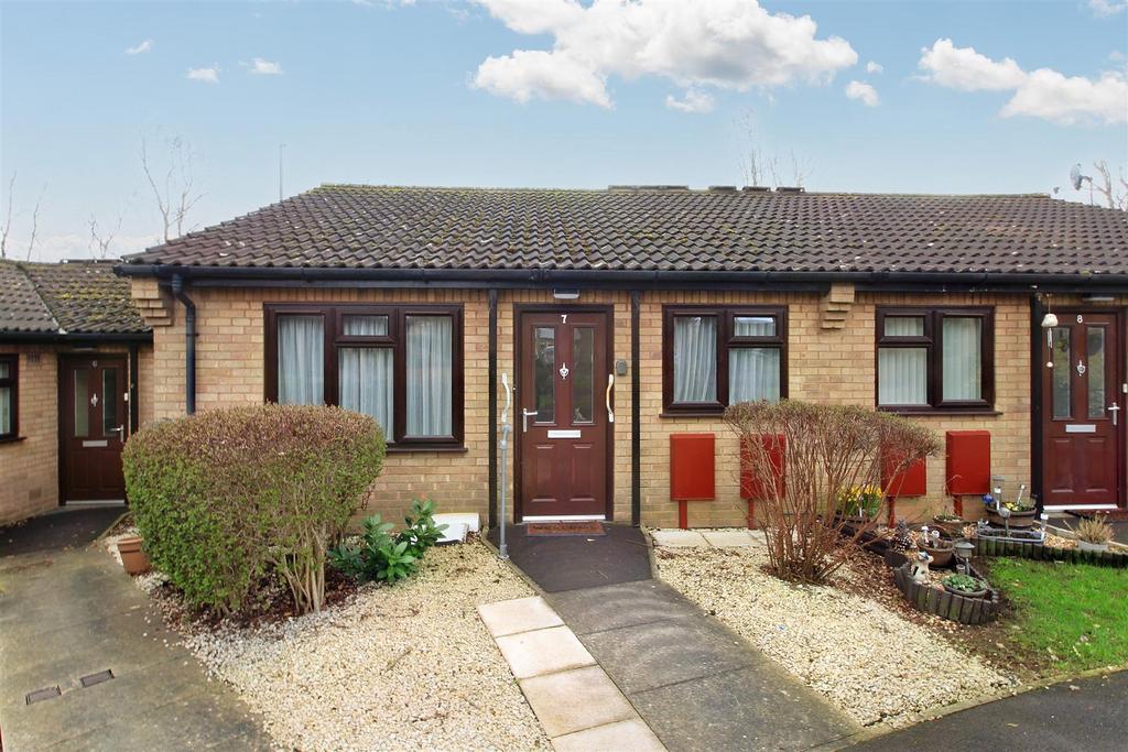 Jasmine Close, Bridge Green, Strelley, Nottingham 2 bed terraced bungalow for sale £125,000