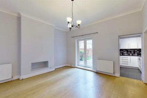 Flat 1, 63 Allfarthing Lane, London, SW18 2AR