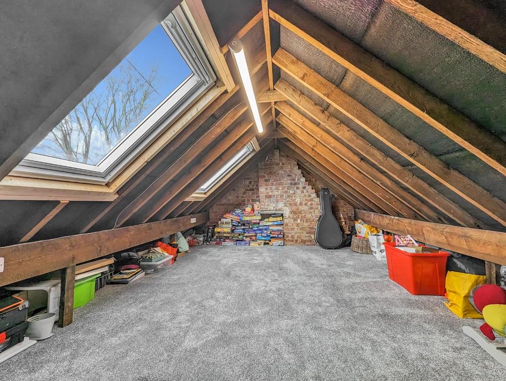 Loft 1.jpg