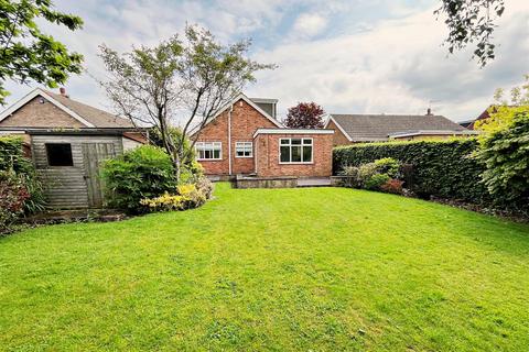4 bedroom detached bungalow for sale, St. Thomas Close, Humberston, Grimsby, N.E. Lincs, DN36 4HS