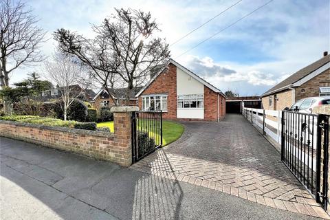 4 bedroom detached bungalow for sale, St. Thomas Close, Humberston, Grimsby, N.E. Lincs, DN36 4HS