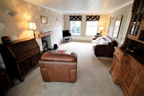6 bedroom detached house for sale - Talisman Close, Sherburn Village, Durham