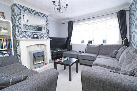 3 bedroom terraced house for sale - Heath Drive, Chelmsford