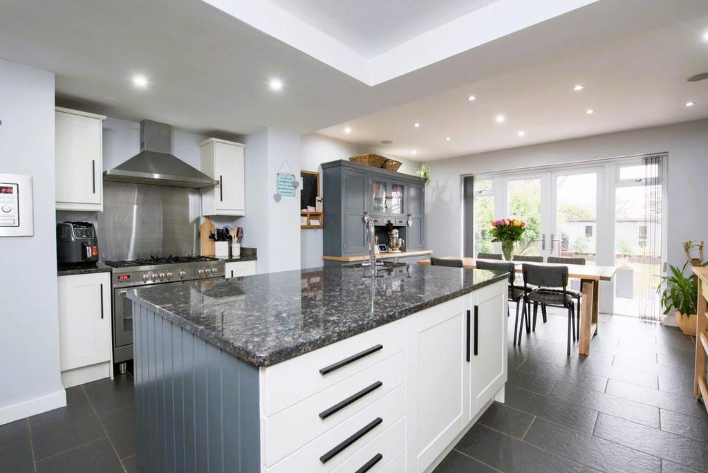 Russell Bank Road, Four Oaks 4 bed detached house for sale £660,000
