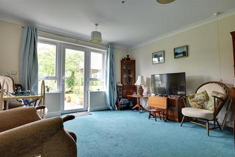 1 bedroom retirement property for sale, Kiln Drive, Rye Foreign, Rye