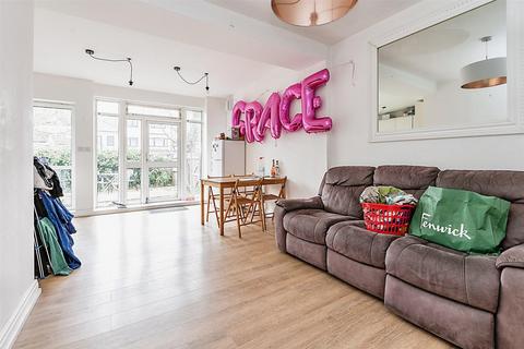 3 bedroom flat to rent - Hendale Avenue, Hendon, NW4 4LR