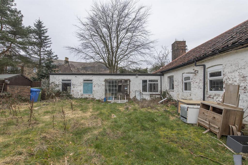 2 Campbell Street, Dollar FK14 7ET 3 bed cottage £225,000
