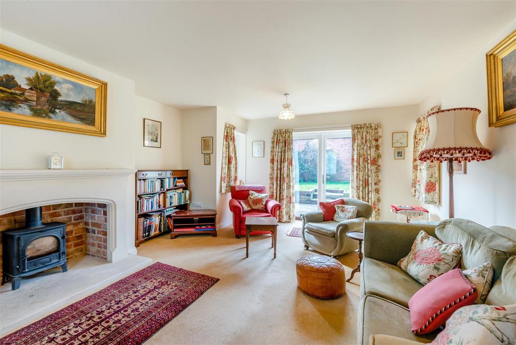 Main Street, Lyddington, Rutland 3 bed detached house £550,000