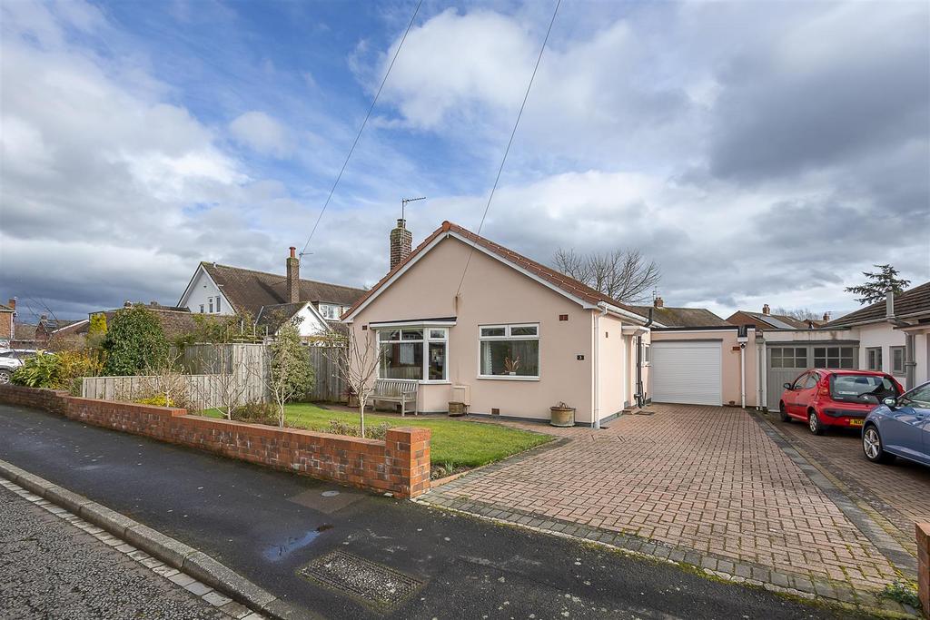 Milford Gardens, Brunton Park... 2 bed detached bungalow £350,000