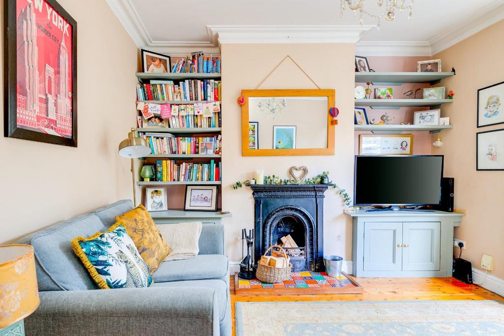 Ashton Gate Road, Southville 2 bed terraced house for sale £495,000