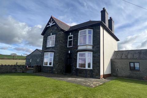 4 bedroom property with land for sale, Llanfarian, Aberystwyth