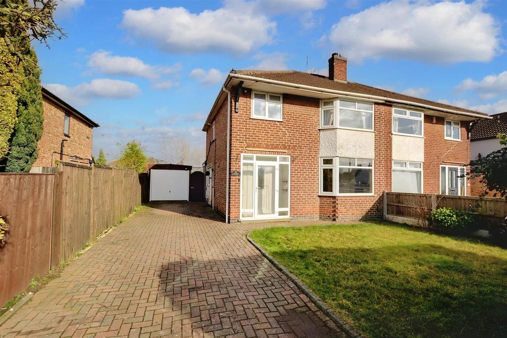Attenborough Lane, Beeston, Nottingham 3 bed semidetached house for