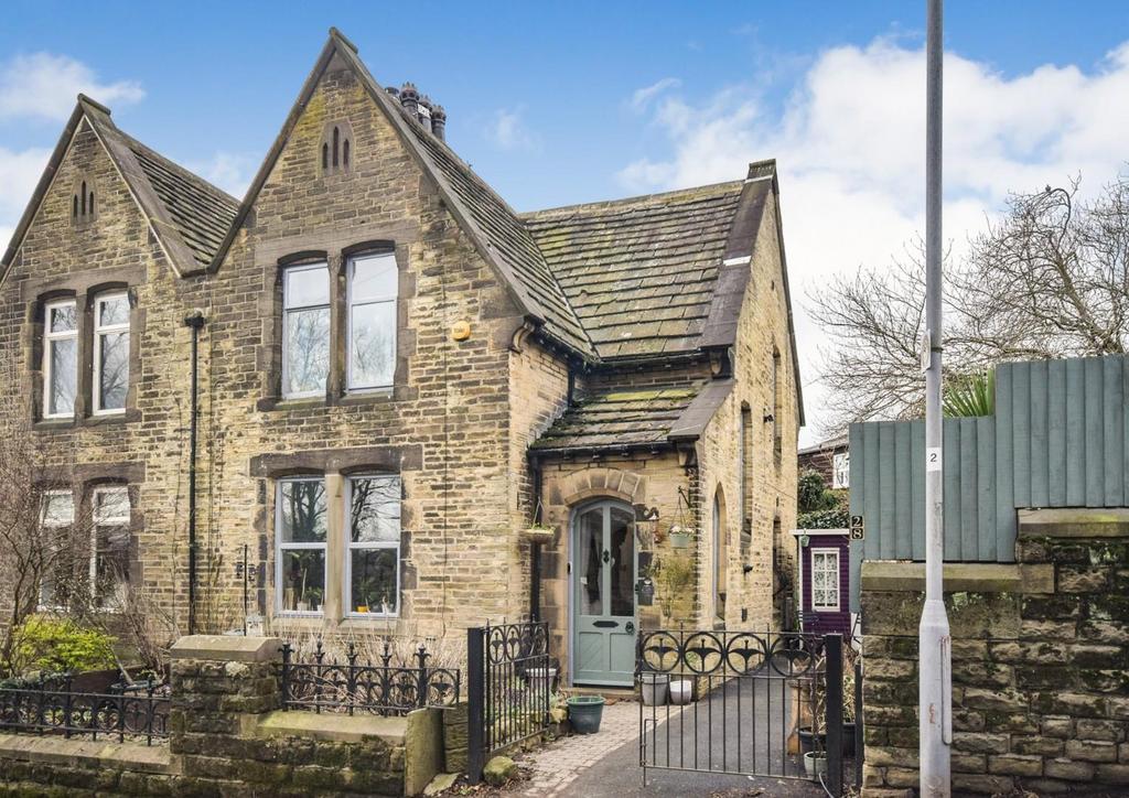 Primrose Lane, Gilstead, Bingley, BD16 4QP 3 bed semidetached house