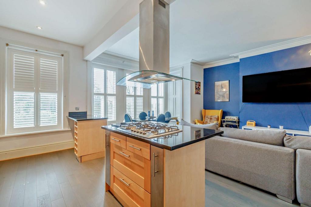 8544784-interior14-800.jpg