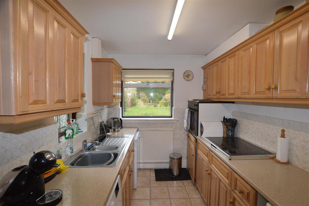 Kenilworth Drive, Croxley Green, Rickmansworth 3 bed semidetached