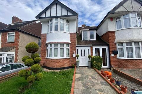 33 Abbey Road, South Croydon, CR2 8NJ