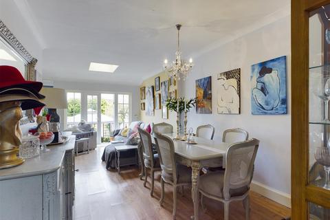 33 Abbey Road, South Croydon, CR2 8NJ