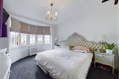 33 Abbey Road, South Croydon, CR2 8NJ