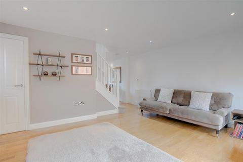 3 bedroom townhouse for sale - Waters Edge, Bell Lane, Nottingham