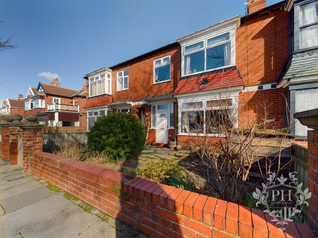Oak Road, Redcar 3 bed terraced house £150,000