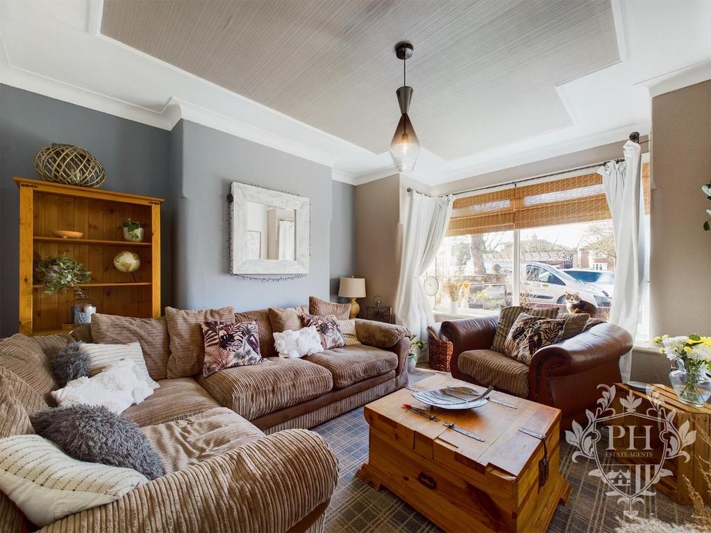 Oak Road, Redcar 3 bed terraced house £150,000