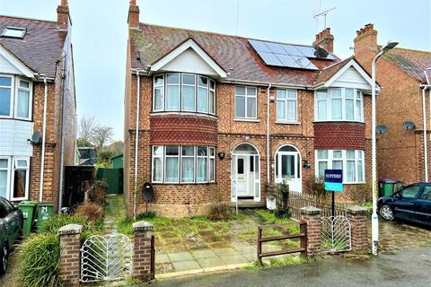 23 Dolphins Road, Folkestone, CT19 5PL