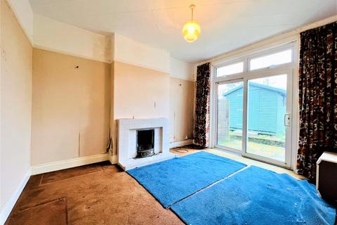 23 Dolphins Road, Folkestone, CT19 5PL