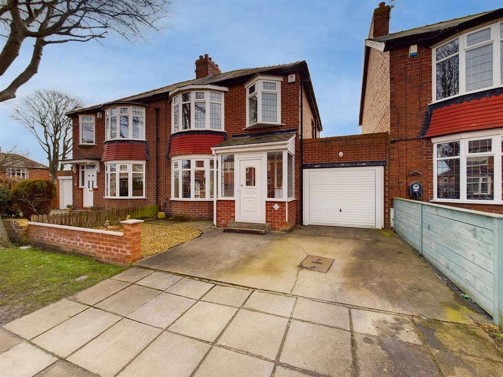 Kielder Road, South Wellfield, West Monkseaton 3 bed semidetached