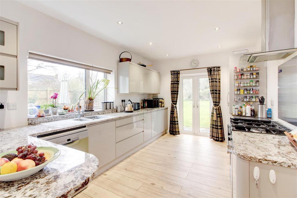 Kitchen area