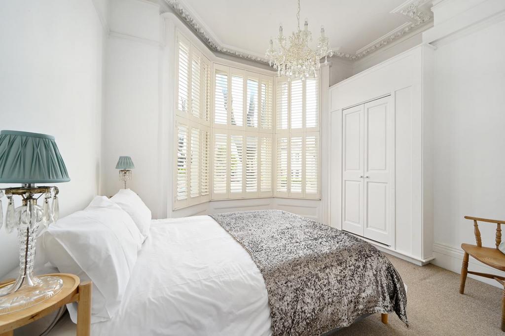 Beaconsfield Villas, Brighton 1 bed apartment for sale £270,000