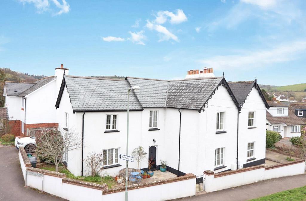 School Road, Silverton, Exeter 3 bed semidetached house £400,000