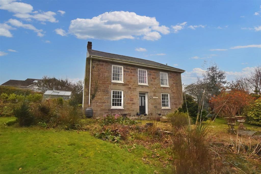 Falmouth Road, Redruth 4 bed detached house for sale £499,950