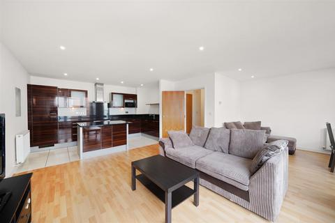 2 bedroom penthouse for sale, Adriatic Apartments, Royal Victoria Dock, E16