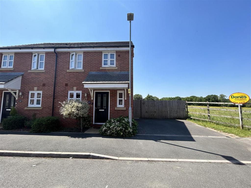 Burnham Road, Wythall 3 bed semidetached house for sale £325,000