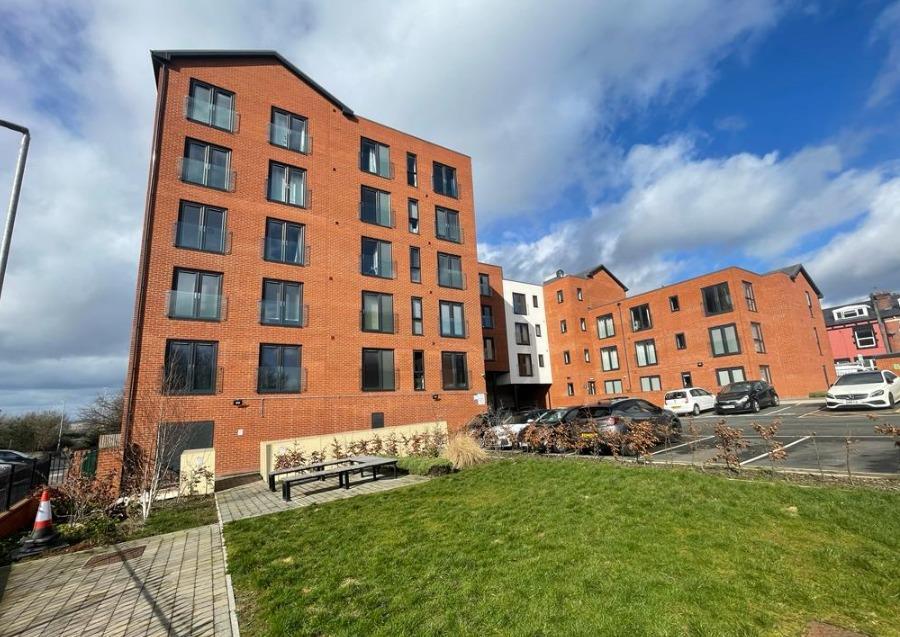 Cross Green Lane, Leeds 2 bed apartment £210,000