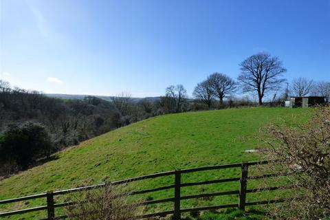 5 bedroom property with land for sale - Llangynin, St. Clears, Carmarthen