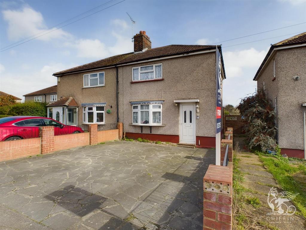 Lytton Road, ChadwellStMary 3 bed semidetached house for sale £350,000